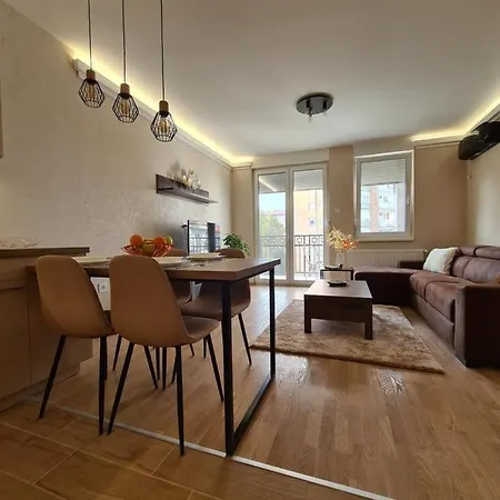 Stella דירה סובוטיקה